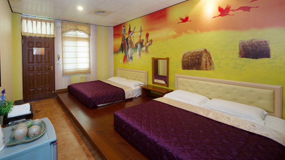 Family Pottery Bed & Breakfast Heng-ch'un Екстериор снимка
